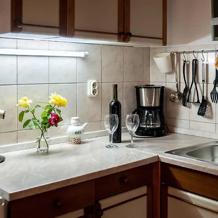 Darija - One Bedroom St Apartamento Pucisca