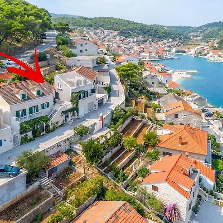 Darija - One Bedroom St